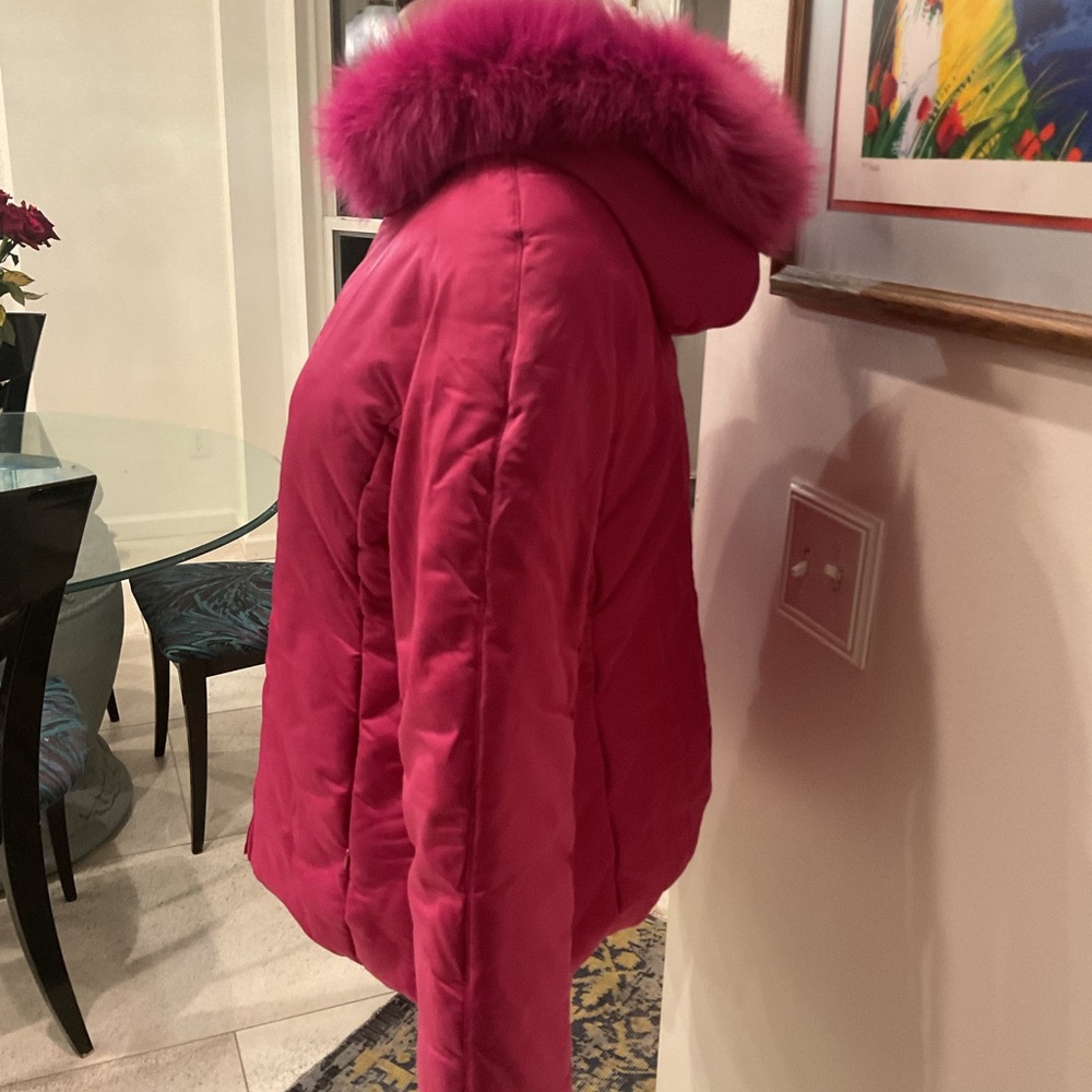 1 Madison Fuchsia Puffer with Fur Detail - Picture 4 of 11